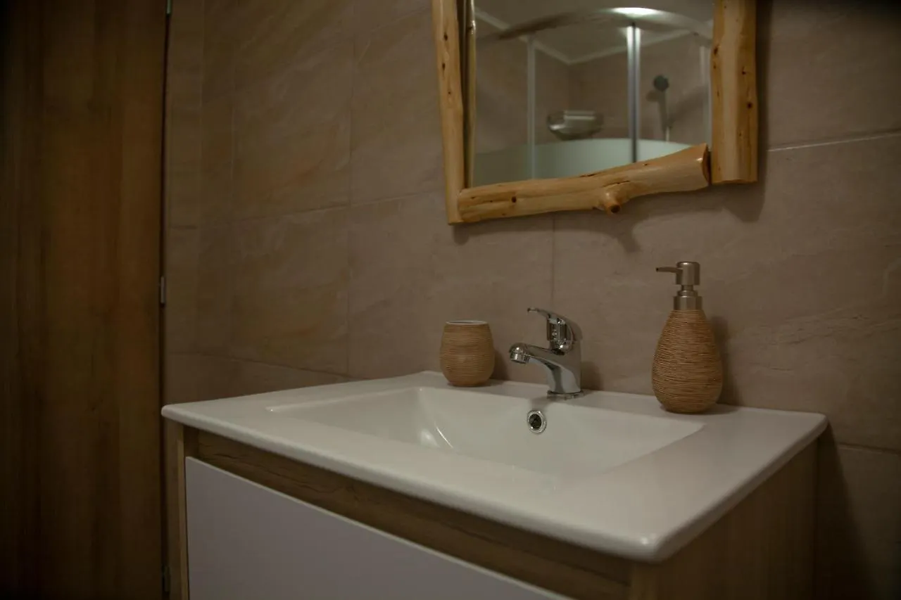 Mia Stivan Apartment Martinscica  Croatia